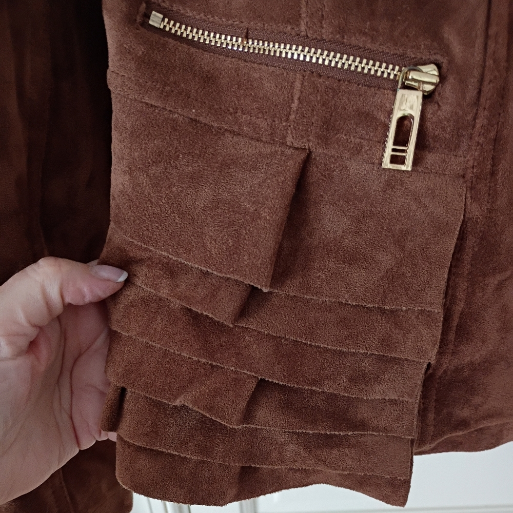 Ivanka Trump Light Brown Faux Suede Ruffle Jacket Wyth Gold Zippers. - Picture 2 of 8
